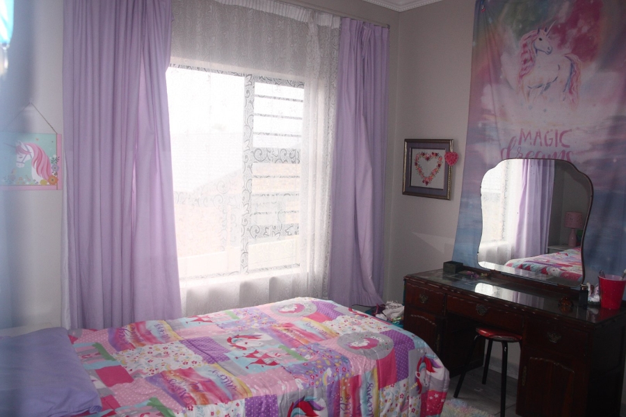 5 Bedroom Property for Sale in Dana Bay Western Cape
